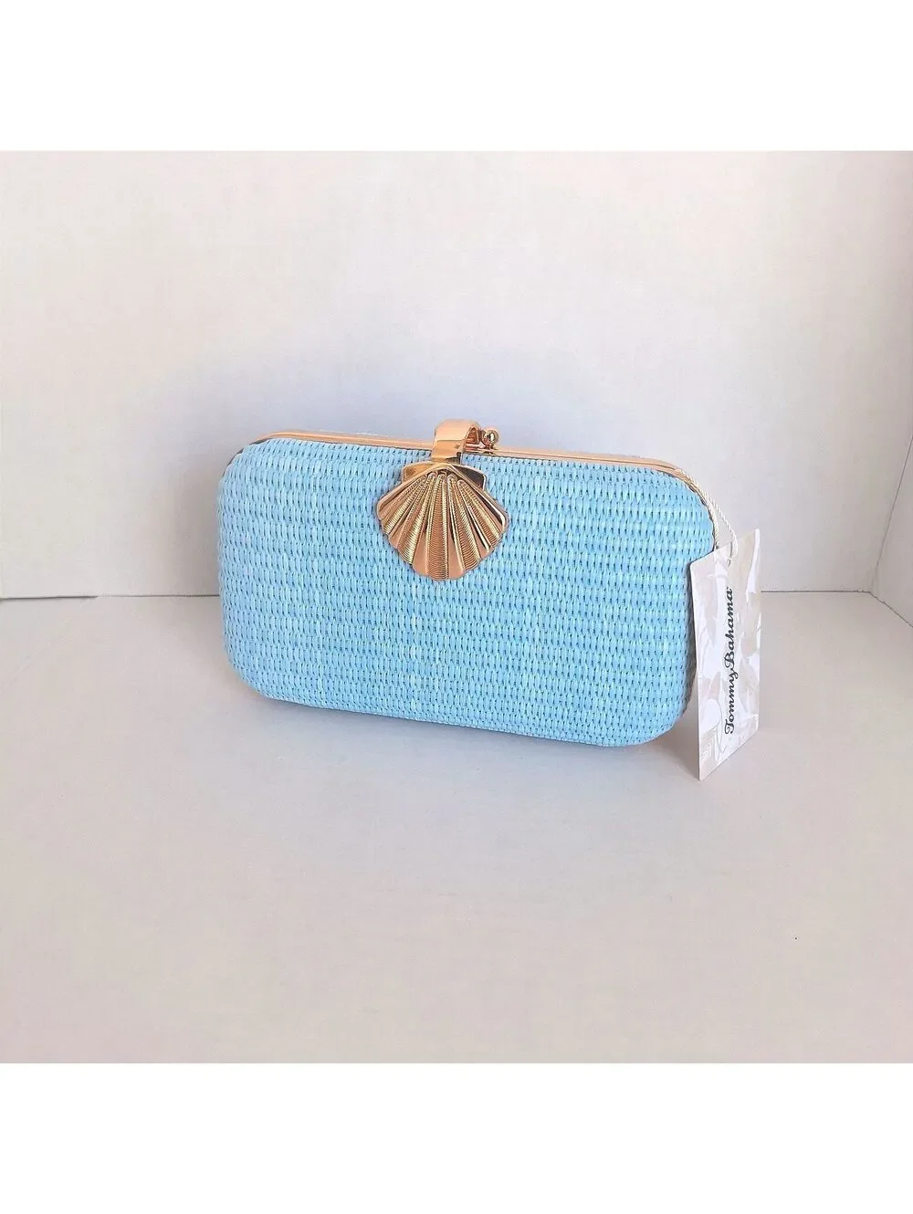 NWT Tommy Bahama Light Blue Woven Shell Clasp Clutch Handbag W Gold Chain Strap